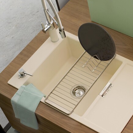 Granitspüle mit Einbau-Spülmittelspender Ladon von SCHOCK Granitspüle mit Einbau-Spülmittelspender Ladon von SCHOCK